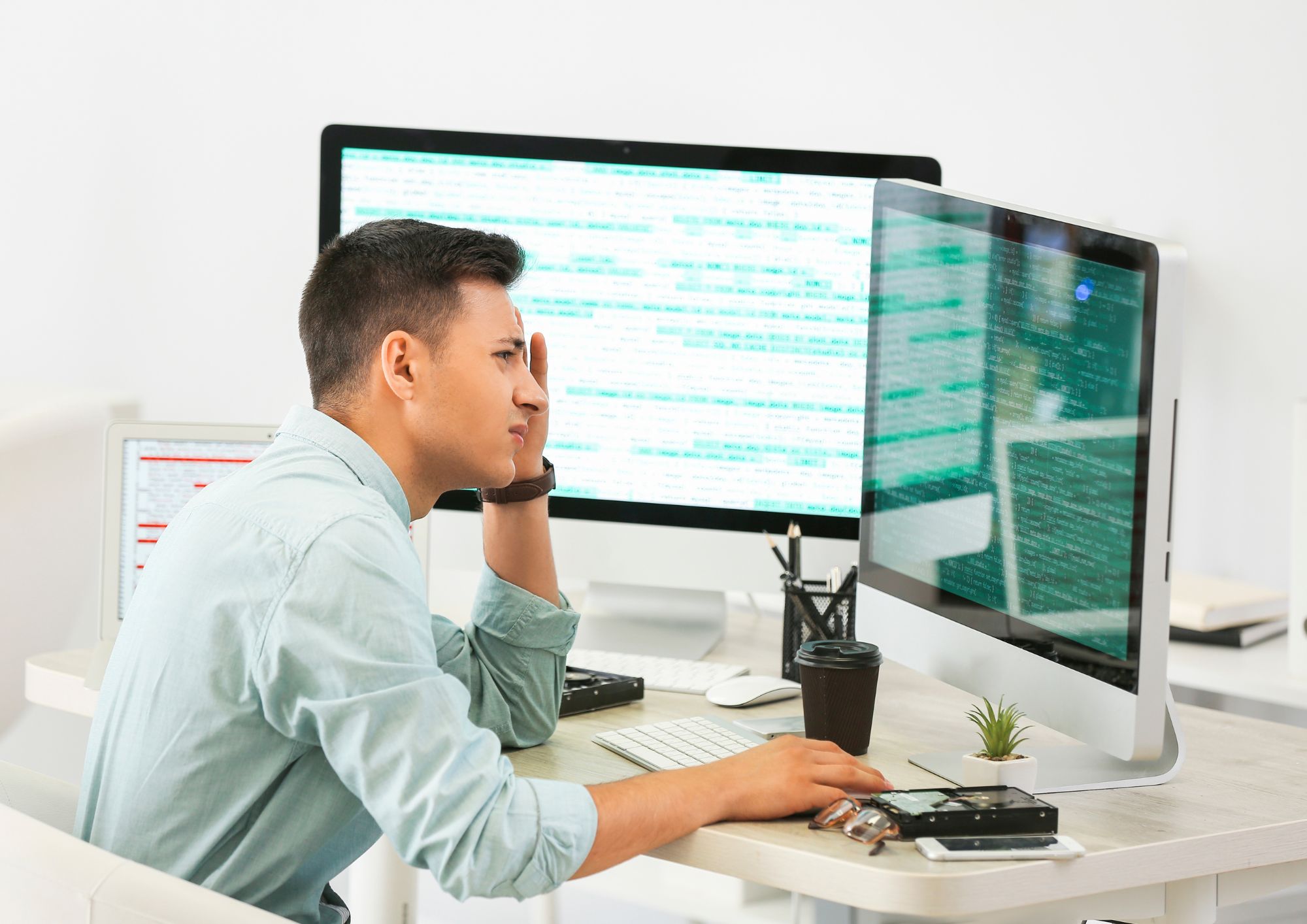 הקריירה בהייטק שוחקת? למדו איך להתמודד עם לחץ בעבודה